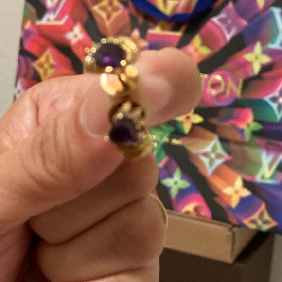 2 pairs of 14k solid gold earrings - Picture 9 of 9